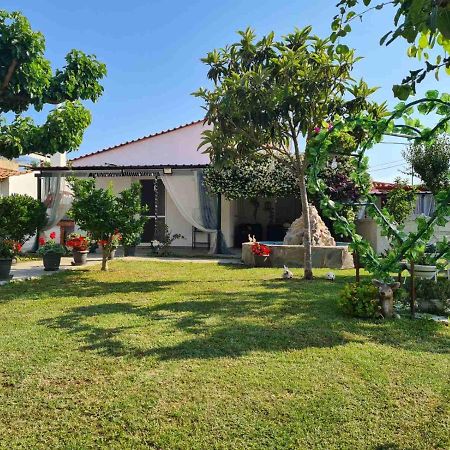 Karianí Mom'S Seaside Home מראה חיצוני תמונה