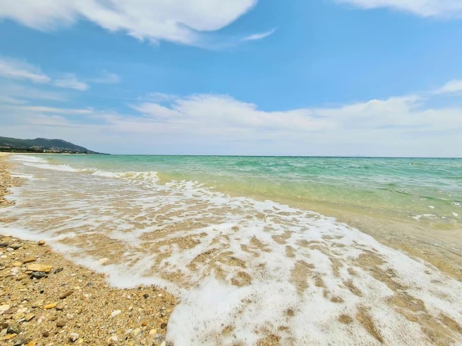 Karianí Mom'S Seaside Home מראה חיצוני תמונה