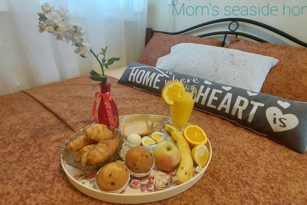 Karianí Mom'S Seaside Home מראה חיצוני תמונה