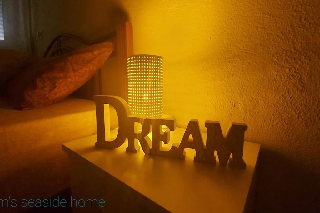 Karianí Mom'S Seaside Home מראה חיצוני תמונה
