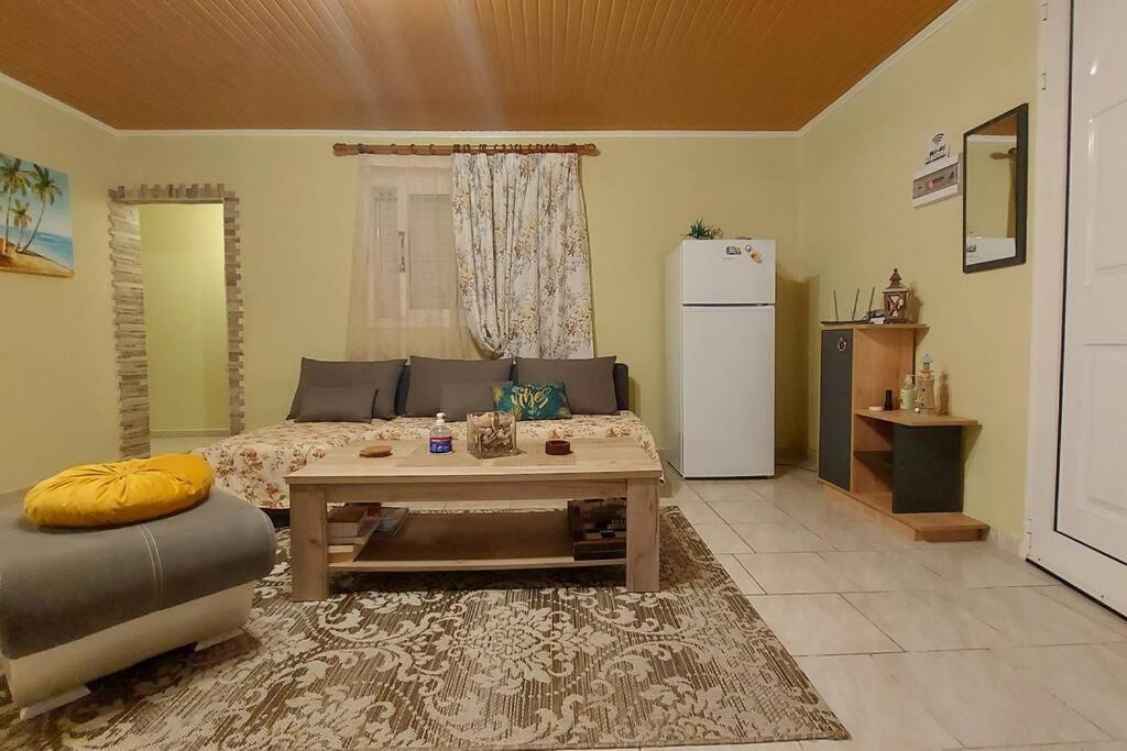 Karianí Mom'S Seaside Home מראה חיצוני תמונה